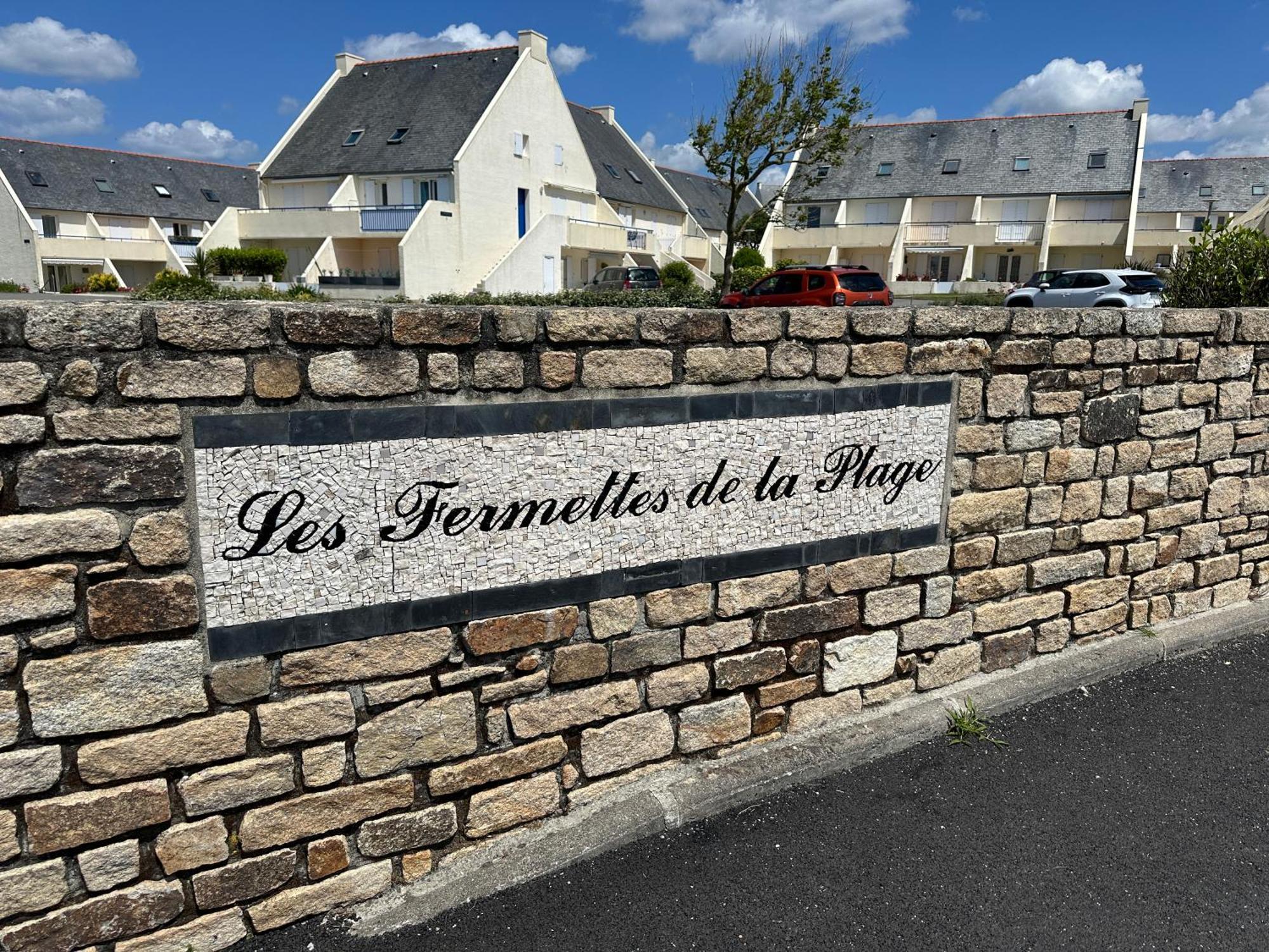 Les Fermettes De La Plage Saint-Nic Bagian luar foto